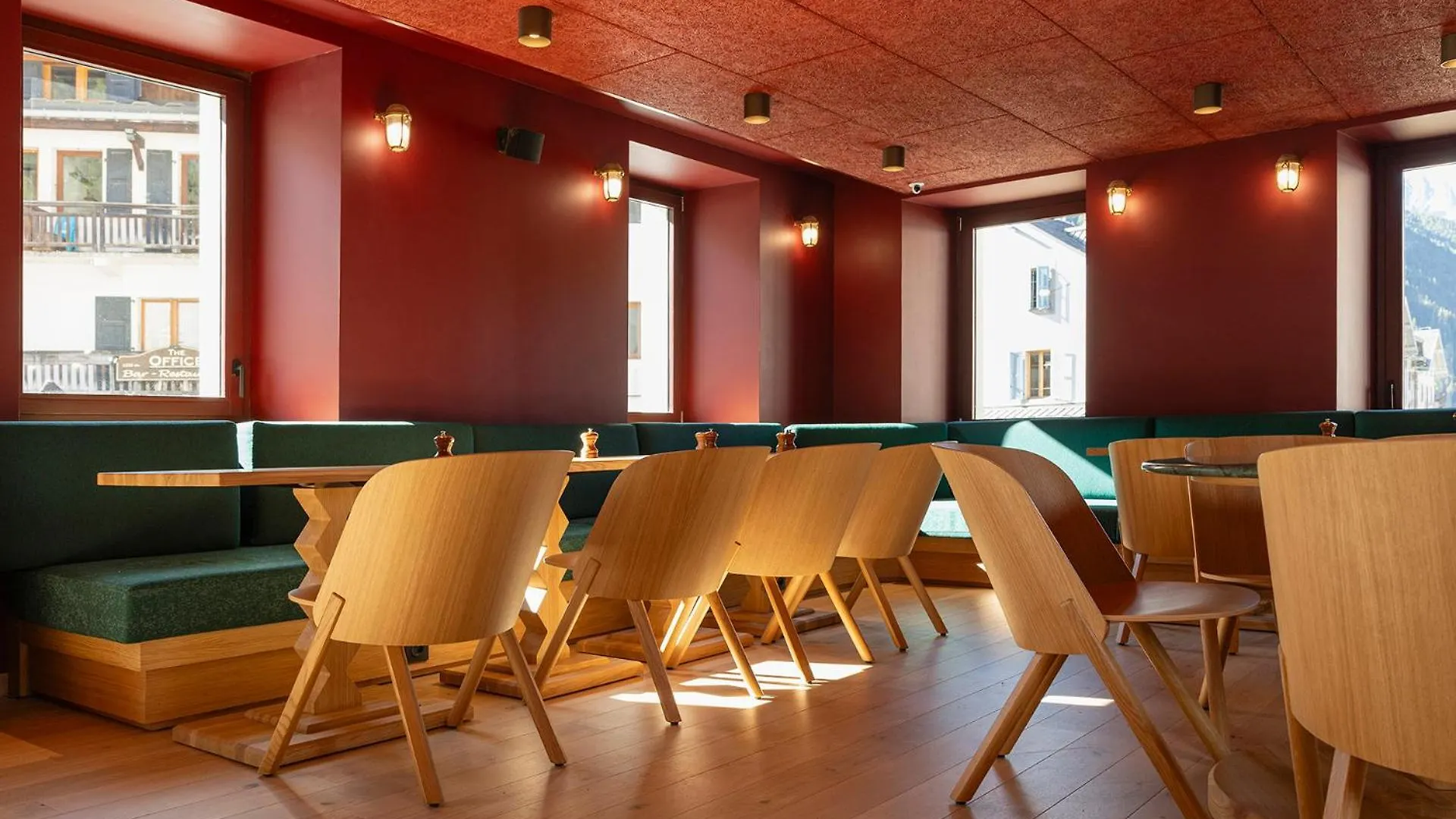 Hotel Restaurant La Couronne Chamonix 3*,  France