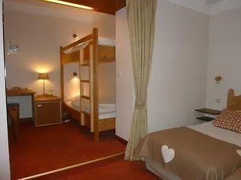 Hotel Restaurant La Couronne Chamonix France