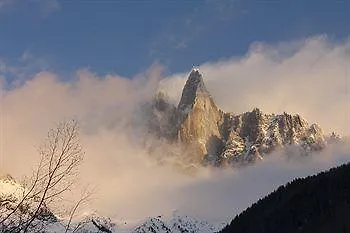 Hotel Restaurant La Couronne Chamonix 3*,