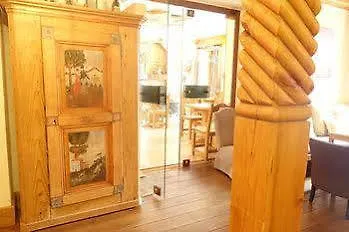 Hotel Restaurant La Couronne Chamonix 3*,
