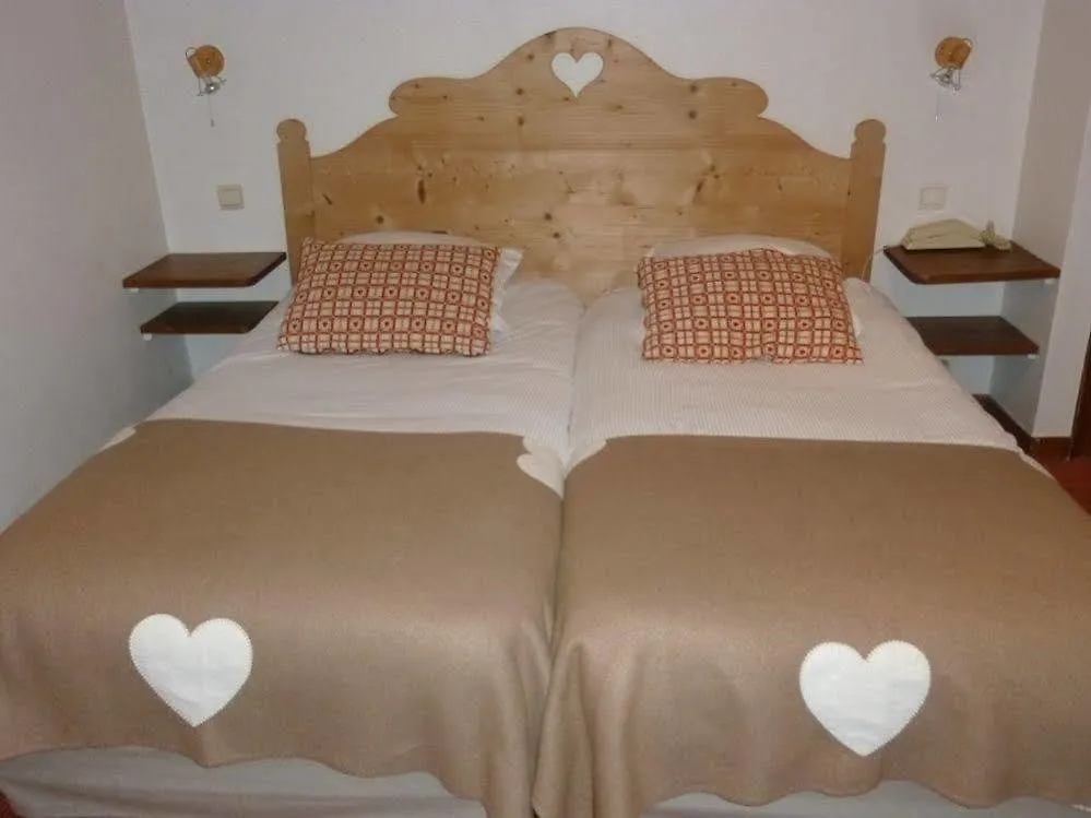 Hotel Restaurant La Couronne Chamonix